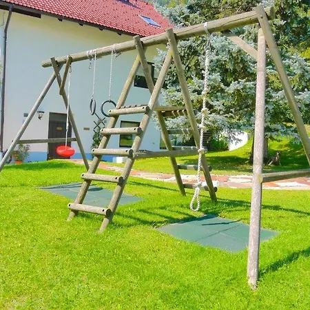 Haus Bellevue Апартаменты Санкт-Михель (Лунгау)